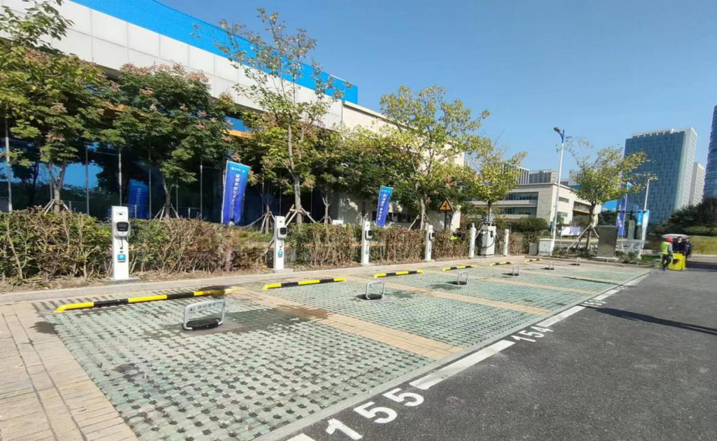 杭币游AG旗舰厅临平制造基地充电桩项目